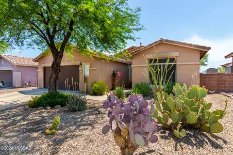 3821 W Valley Mine Dr, Tucson, AZ 85745