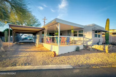 5732 W Lazy Heart St, Tucson, AZ 85713