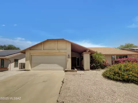 4824 W Snowberry Ln, Tucson, AZ 85742