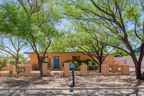 932 N Bryant Ave, Tucson, AZ 85711