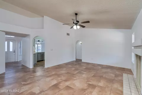 9770 E Celtis Ave, Tucson, AZ 85748 photo 5