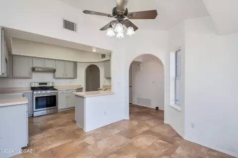 9770 E Celtis Ave, Tucson, AZ 85748 photo 3