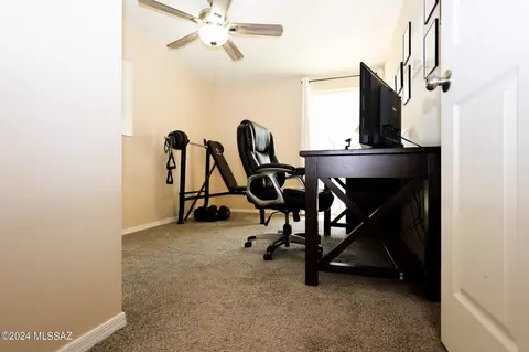 8427 E Baker St, Tucson, AZ 85710 photo 9