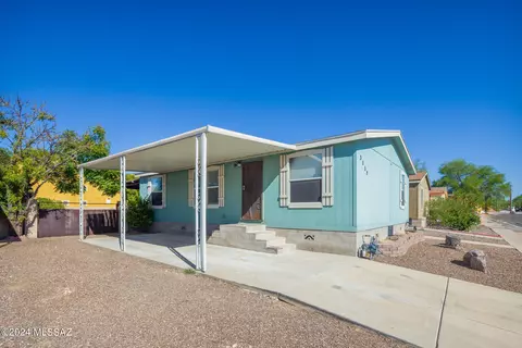 3009 E Acacia Club Ln, Tucson, AZ 85706