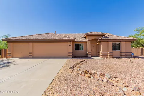 7226 W Moonmist Pl, Tucson, AZ 85757