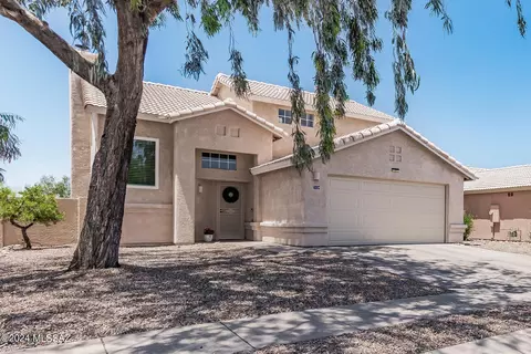 7154 W Hunnington Dr, Tucson, AZ 85743