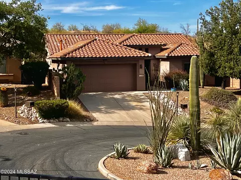 2580 W Tom Watson Dr, Tucson, AZ 85742