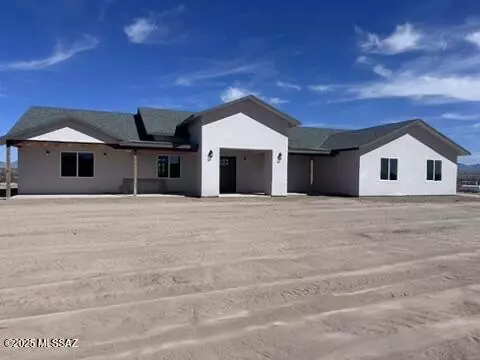 2784 W Desert Edge Dr, Saint David, AZ 85630