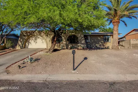 6731 S Pavo Real Pl, Tucson, AZ 85746