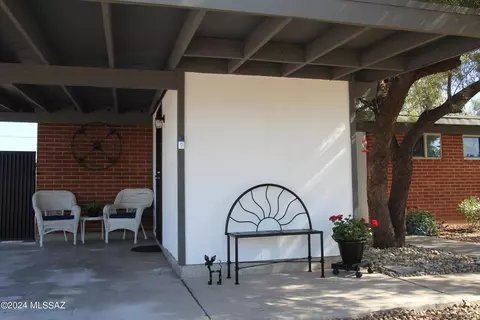 Exterior - 7328 E Sylvane Dr, Tucson, AZ 85710 photo 11 of 13