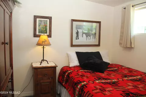 Bedroom - 7328 E Sylvane Dr, Tucson, AZ 85710 photo 4 of 6