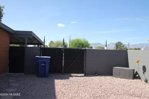 Exterior - 7328 E Sylvane Dr, Tucson, AZ 85710 photo 9 of 13