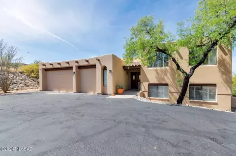 5440 N Suncrest Pl, Tucson, AZ 85718