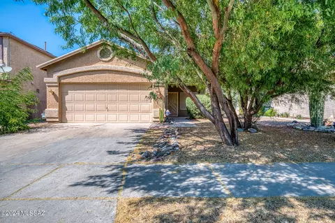 9187 E Sugar Sumac St, Tucson, AZ 85747
