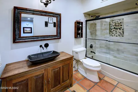 6843 E Va Vigna, Tucson, AZ 85750 photo 29