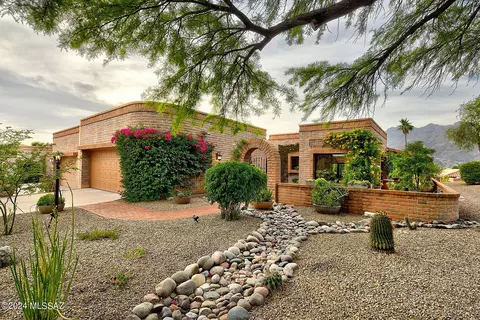 6843 E Va Vigna, Tucson, AZ 85750 photo 7