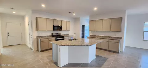 Kitchen - 1109 S Grantham Dr, Vail, AZ 85641 photo 1 of 1