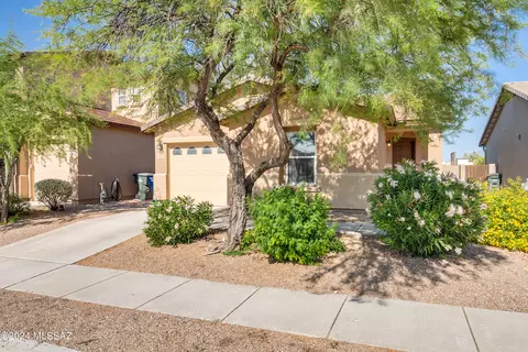 3382 N Sierra Springs Dr, Tucson, AZ 85712