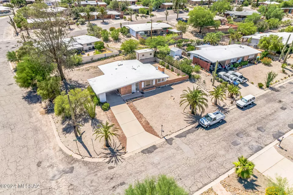  401 N Avenida De Solaz, Tucson, AZ 85745 photo 14