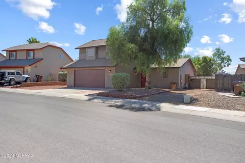 4115 W Melinda Ln, Tucson, AZ 85742
