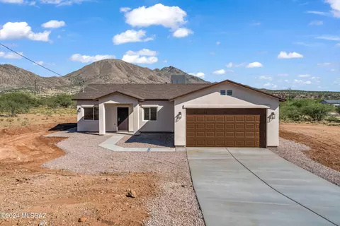 1877 Circulo Colombia, Rio Rico, AZ 85648