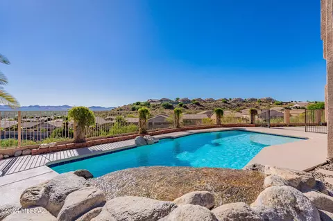 40126 S Mountain Shadow Dr, Tucson, AZ 85739