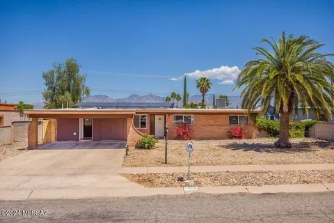7609 E 35th St, Tucson, AZ 85710