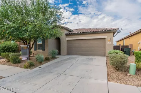6545 E Via Arroyo Largo, Tucson, AZ 85756