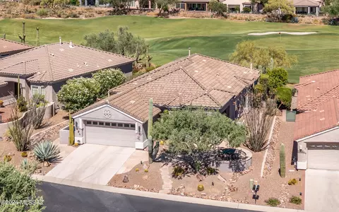 5434 W Winding Desert Dr, Marana, AZ 85658