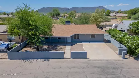 2625 W Vereda Roja, Tucson, AZ 85746