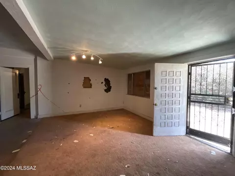 Living - 1367 E Drexel Rd, Tucson, AZ 85706 photo 2 of 4