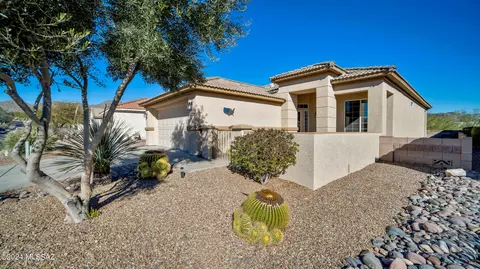 13462 N Holly Grape Dr, Marana, AZ 85658
