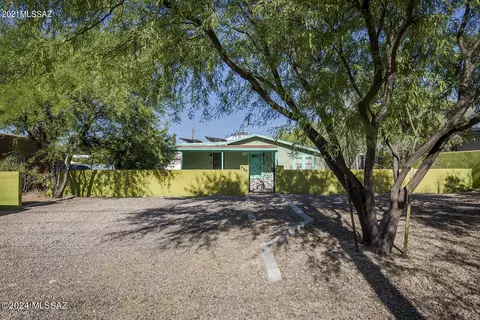 946 N 11th Ave, Tucson, AZ 85705