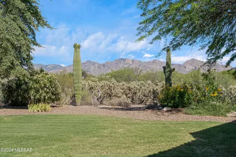 11370 N Via Rancho Naranjo, Oro Valley, AZ 85737