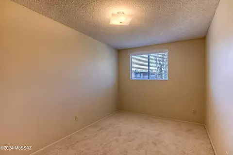 Bedroom - 6565 E David Dr, Tucson, AZ 85730 photo 2 of 5