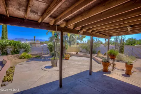 Exterior - 6565 E David Dr, Tucson, AZ 85730 photo 9 of 9