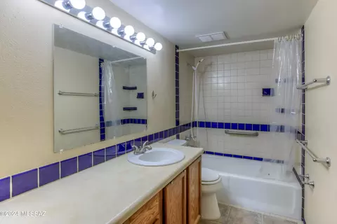 Bath - 6565 E David Dr, Tucson, AZ 85730 photo 3 of 3