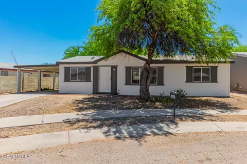 6279 S Flowing Water Pl, Tucson, AZ 85706