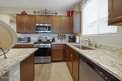 11821 E Becker Dr, Vail, AZ 85641 photo 21