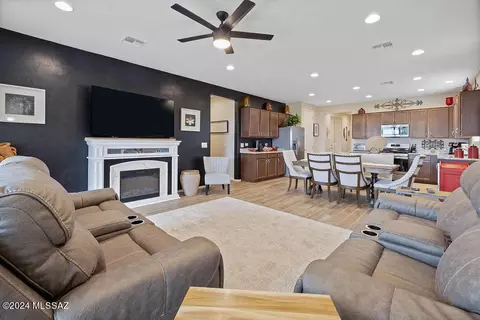 11821 E Becker Dr, Vail, AZ 85641 photo 28