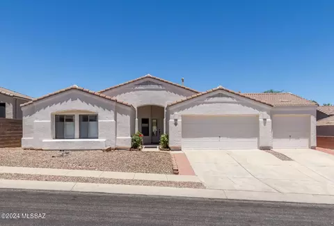 446 W Silvertip Rd, Oro Valley, AZ 85737