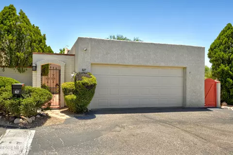 827 N Crescent Ln, Tucson, AZ 85710