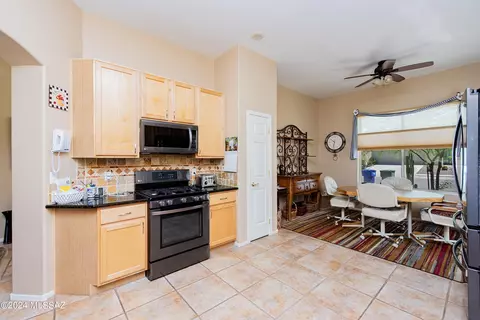 9854 E Wind Dancer Dr, Tucson, AZ 85748 photo 9