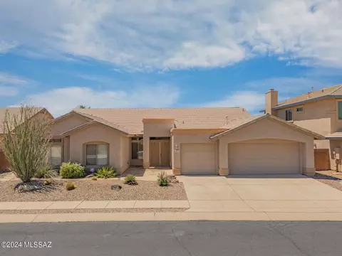 1891 W Moonshadow St, Tucson, AZ 85737