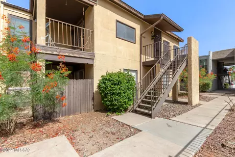 1620 N Wilmot Rd #F225, Tucson, AZ 85712