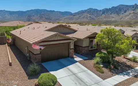 11802 N Silverscape Dr, Oro Valley, AZ 85737