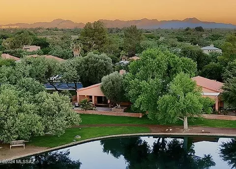 3112 N Hill Farm Dr, Tucson, AZ 85712