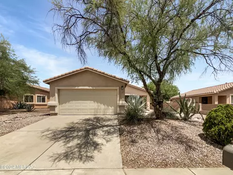 2244 W Roundwood Pl, Tucson, AZ 85745