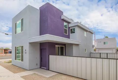 1879 S Teachers Row Ln, Tucson, AZ 85711