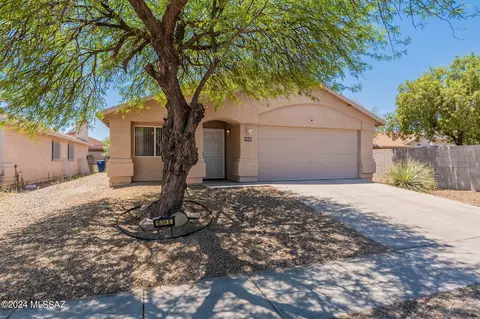 1634 E St Thomas St, Tucson, AZ 85713